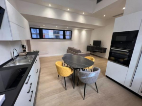 Castello Estense Luxury Apartment - Centro